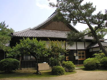 写真：実相寺庫裡