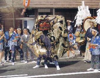 写真：神楽獅子