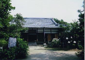 写真：花岳寺本堂