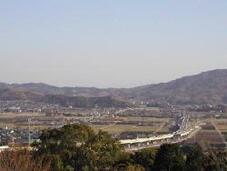 写真：岡島遺跡遠景