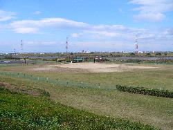 写真:矢作川西尾緑地2