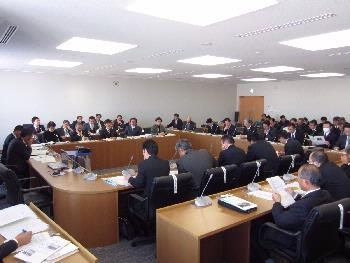 写真：平成27年1月23日視察研修報告会の様子