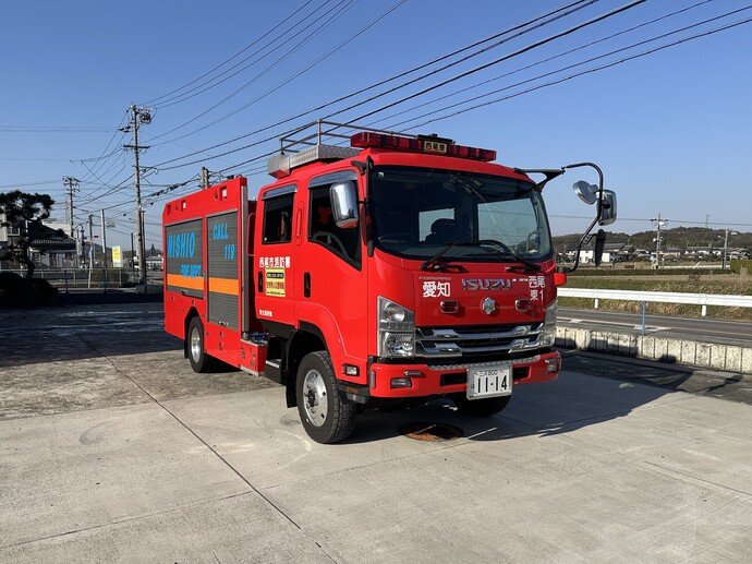 写真：水そう付消防ポンプ自動車