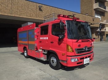 写真：化学消防ポンプ自動車