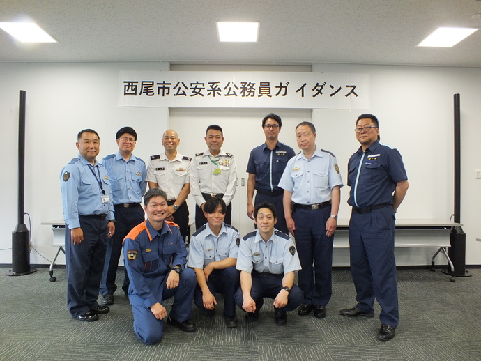 写真：合同ガイダンスの様子4