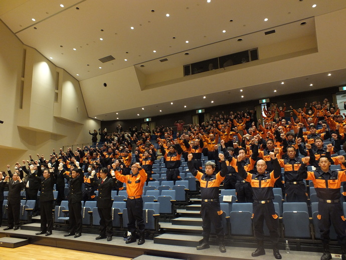 写真：火の用心三唱　団員
