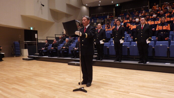 写真:新入団員宣誓