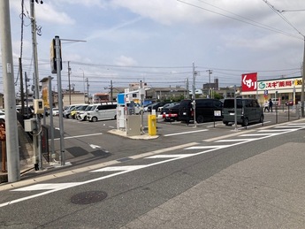 桜町前駅西広場駐車場の写真