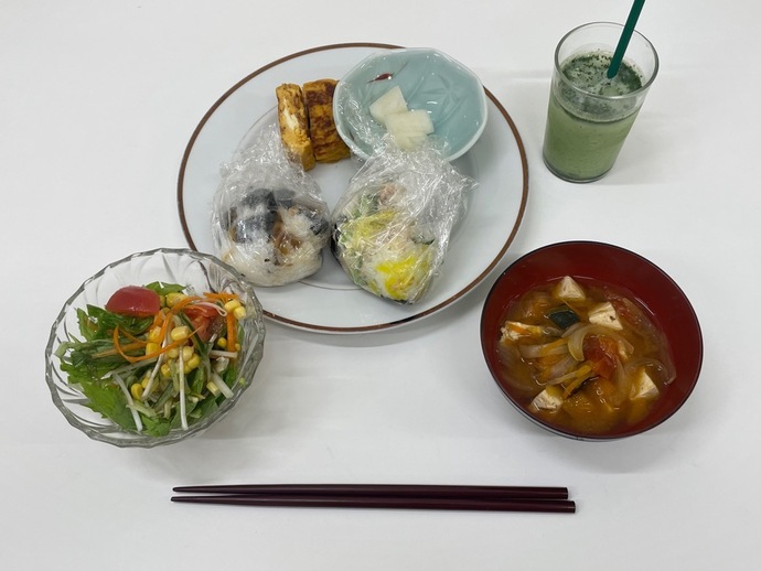 西尾の贅沢朝ごはんの写真