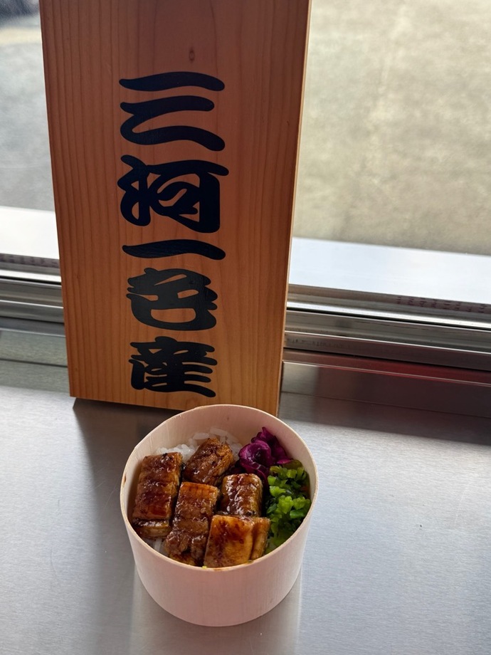 市野淡水